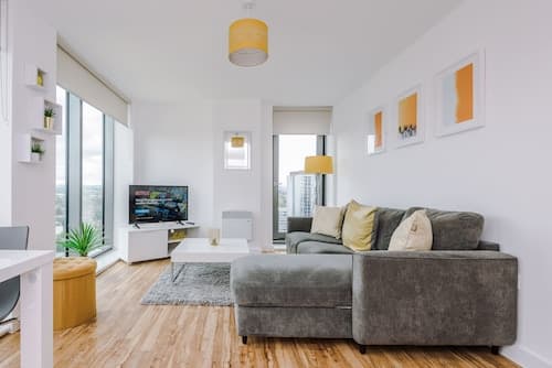 Beautiful Apartments in Media City