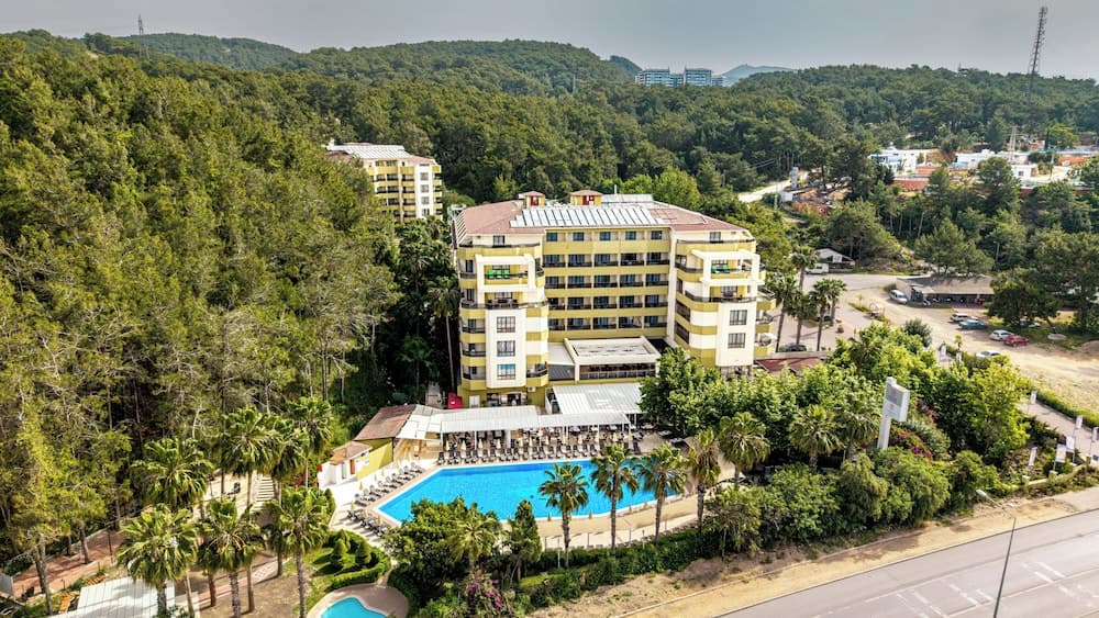 Miarosa İncekum Beach