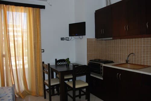 Leka Apartments