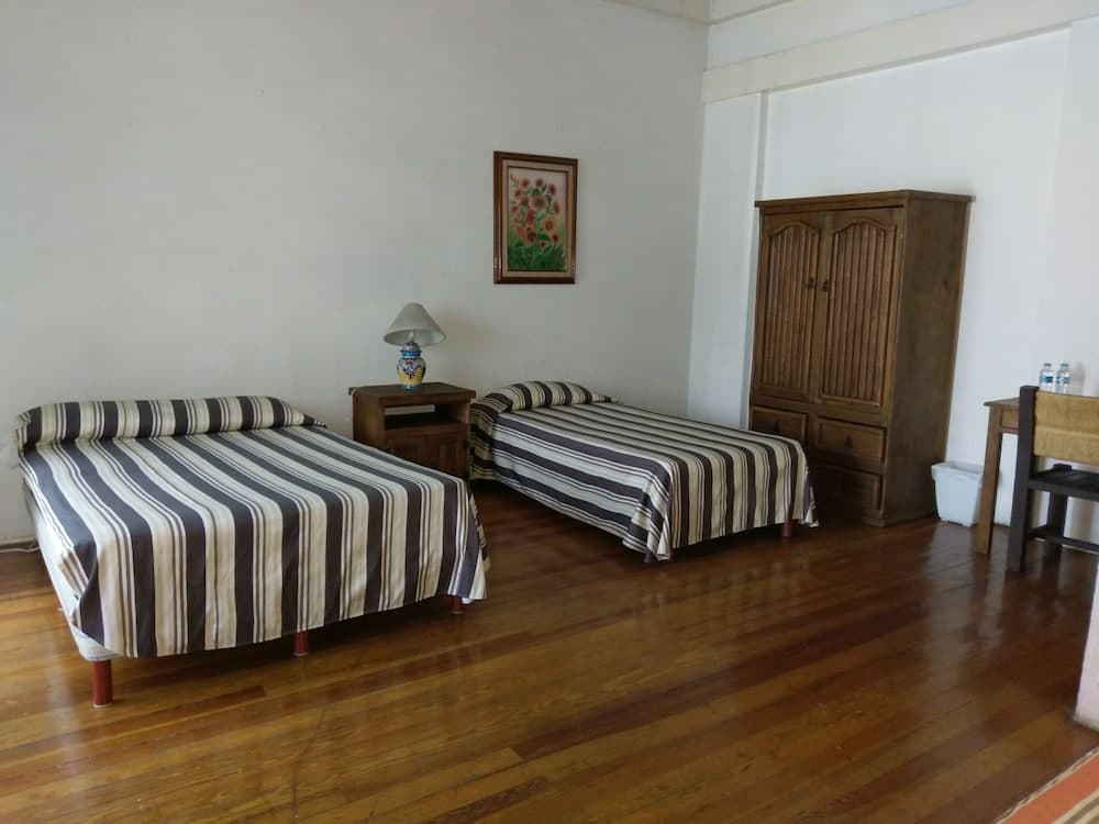 Anys Bed and Breakfast