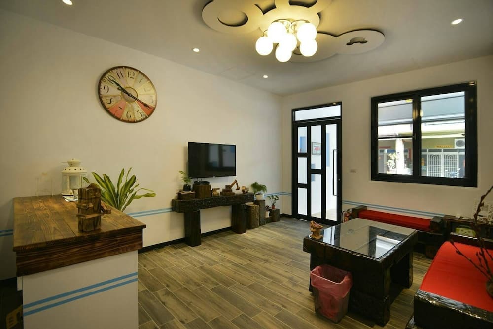 And B&B