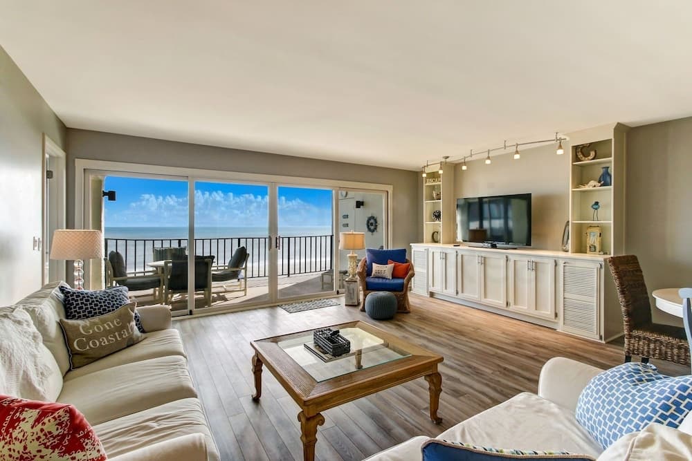 Beach Cottage Look Condo, Ocean View from Spacious Balcony by RedAwning