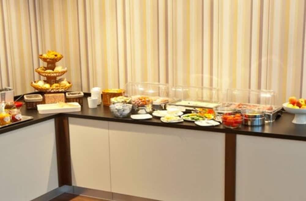 Açık büfe kahvaltı