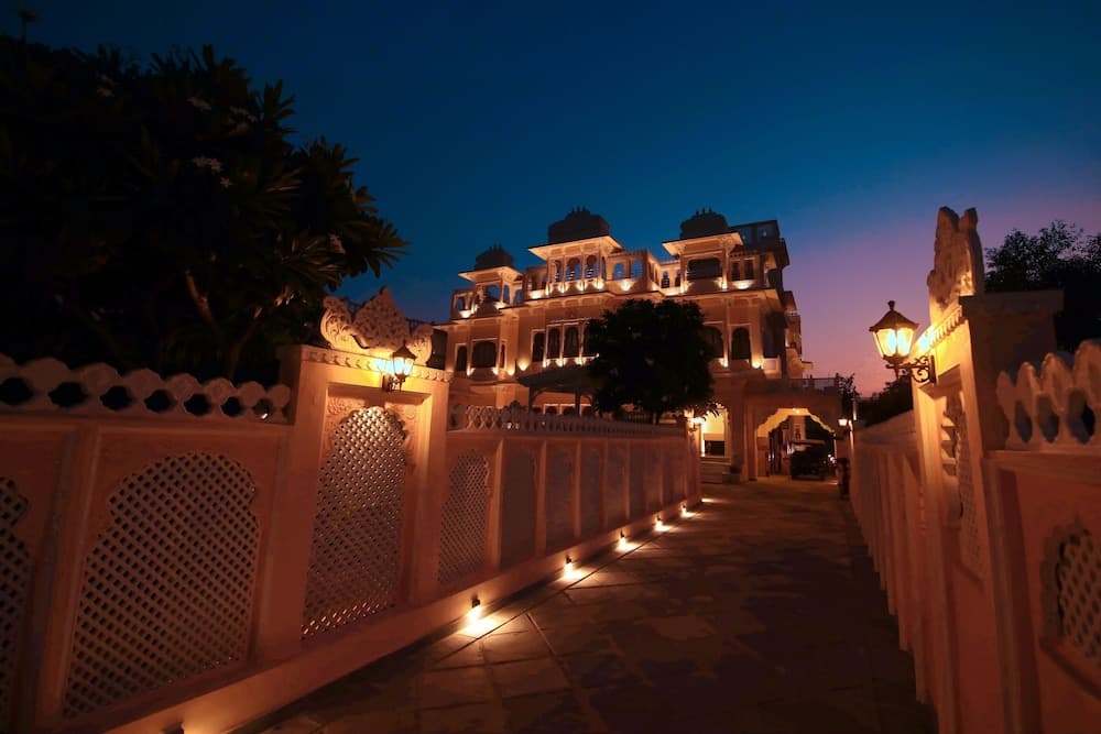 Konaklama yerinin ön cephesi