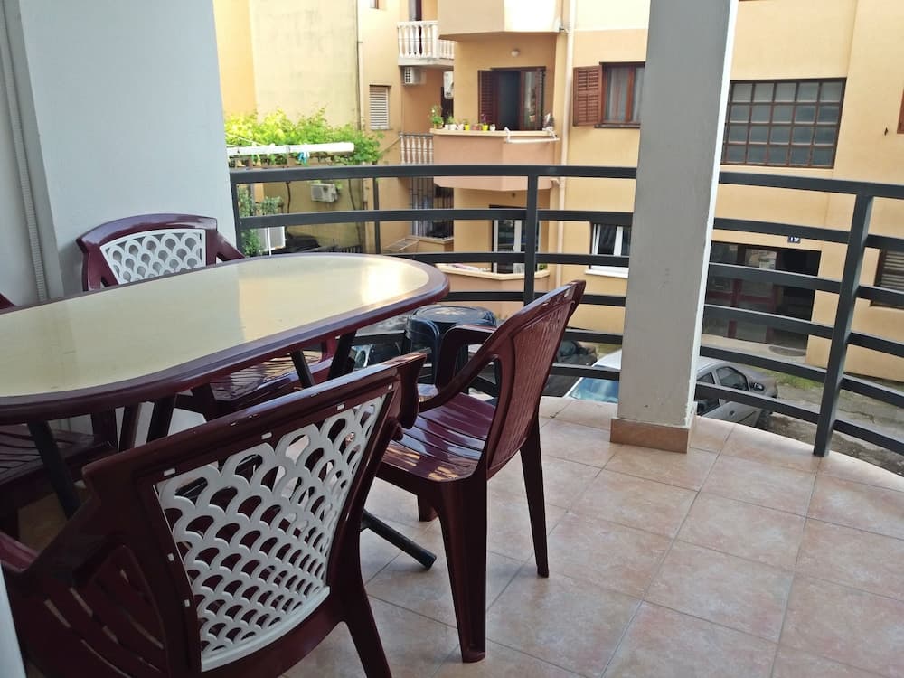 One Bedroom Apartment Gordana