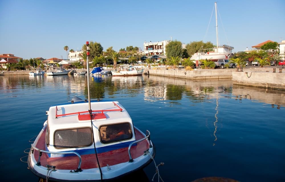 Akroyali Hotel & Villas