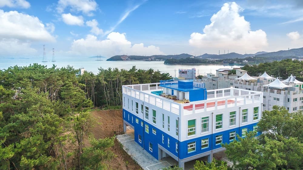 Yeongheungdo Tour Pension