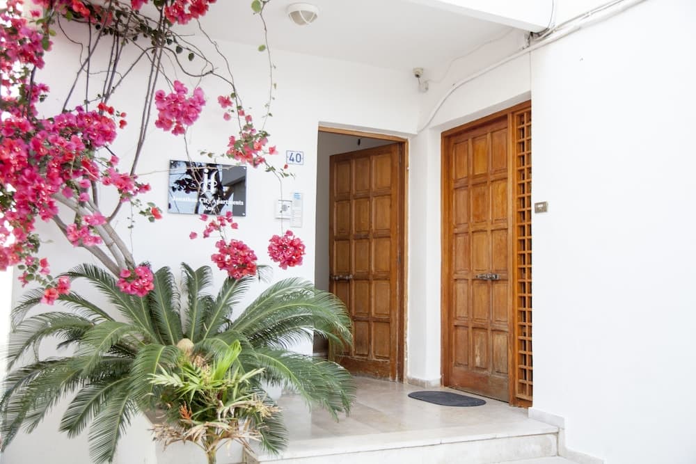 Jonathan City Apartments