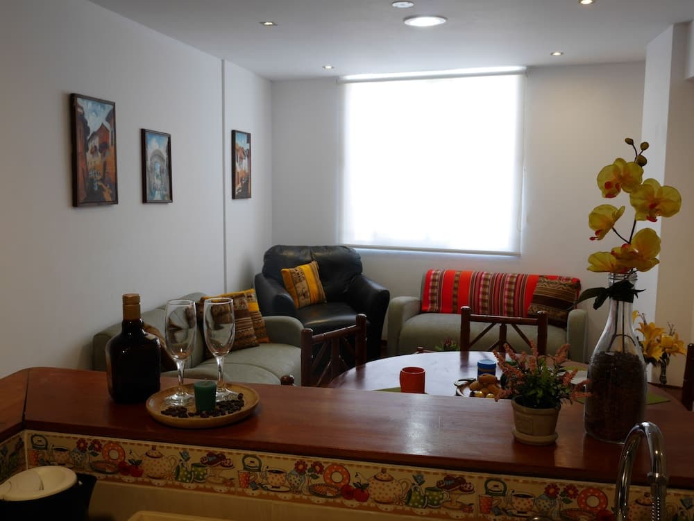 Suite Service Apart Hotel