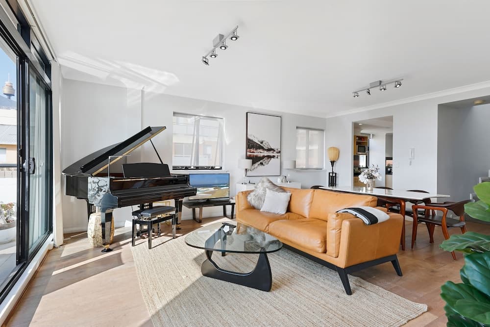 Darling Harbour Penthouse Views & Hot Tub