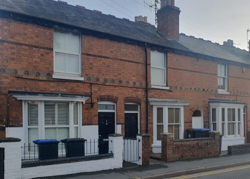 Edwards Cottage - Grove Road Cottages