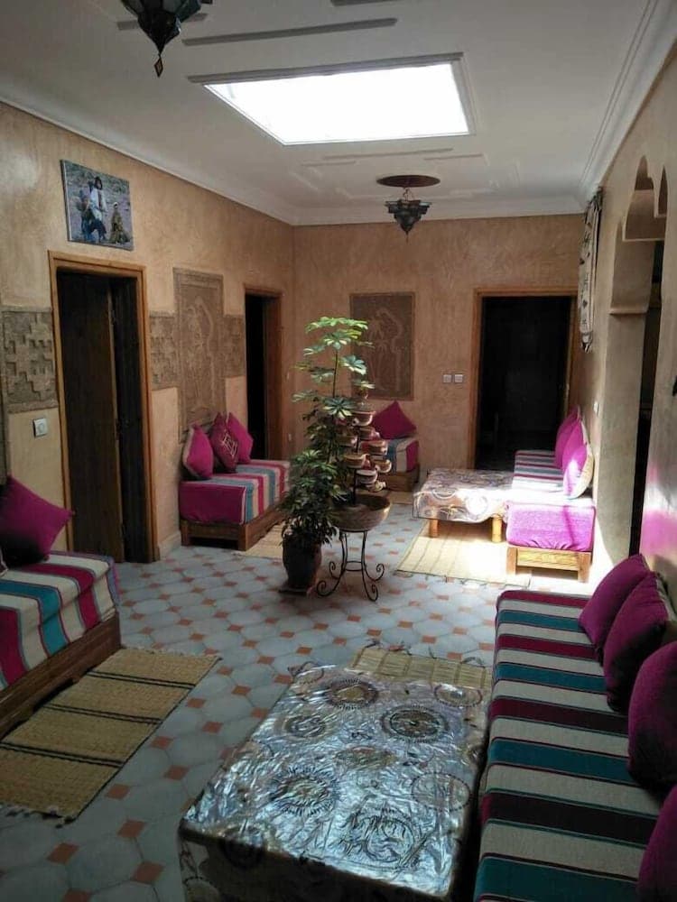 Lobi oturma alanı