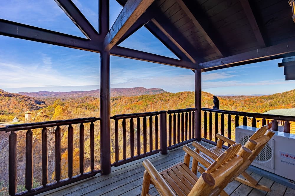 Picture Perfect- Seven Bedroom Cabin