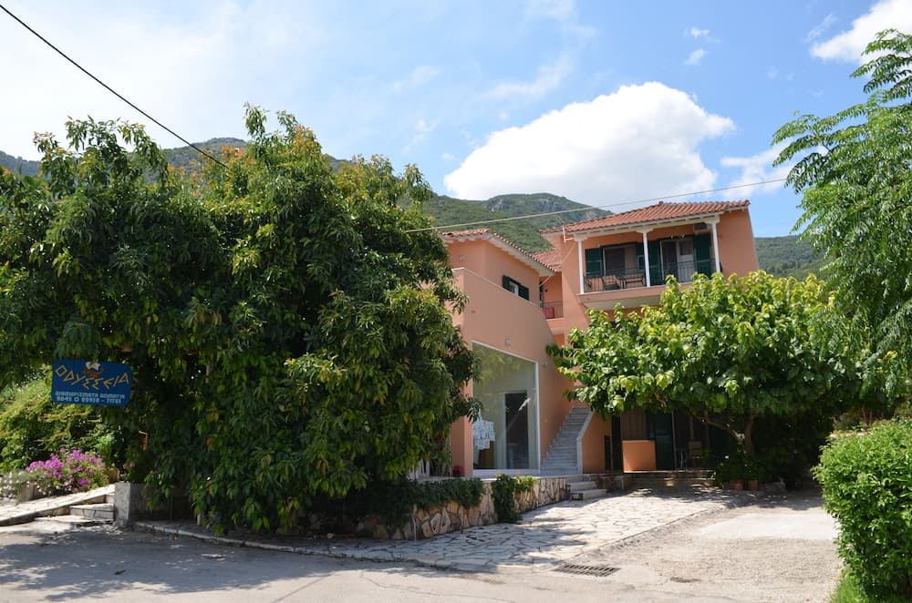 Odysseia Apartments