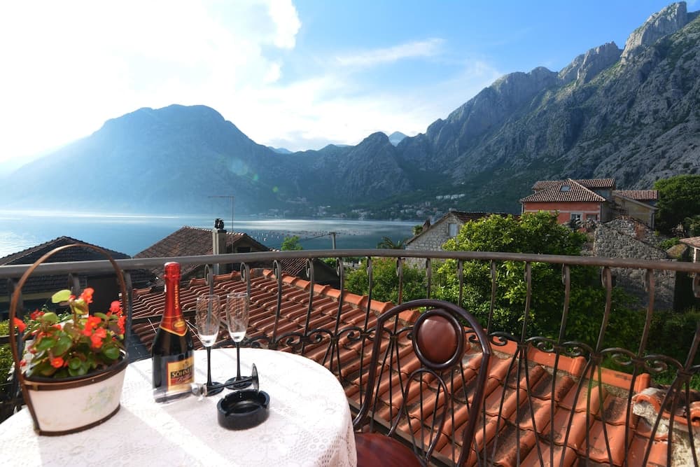 Apartments & Rooms Vanja