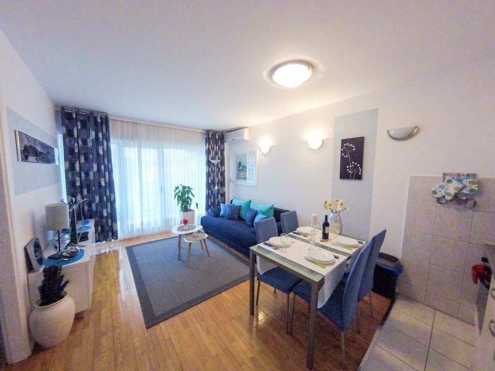 Vana Apartments Split