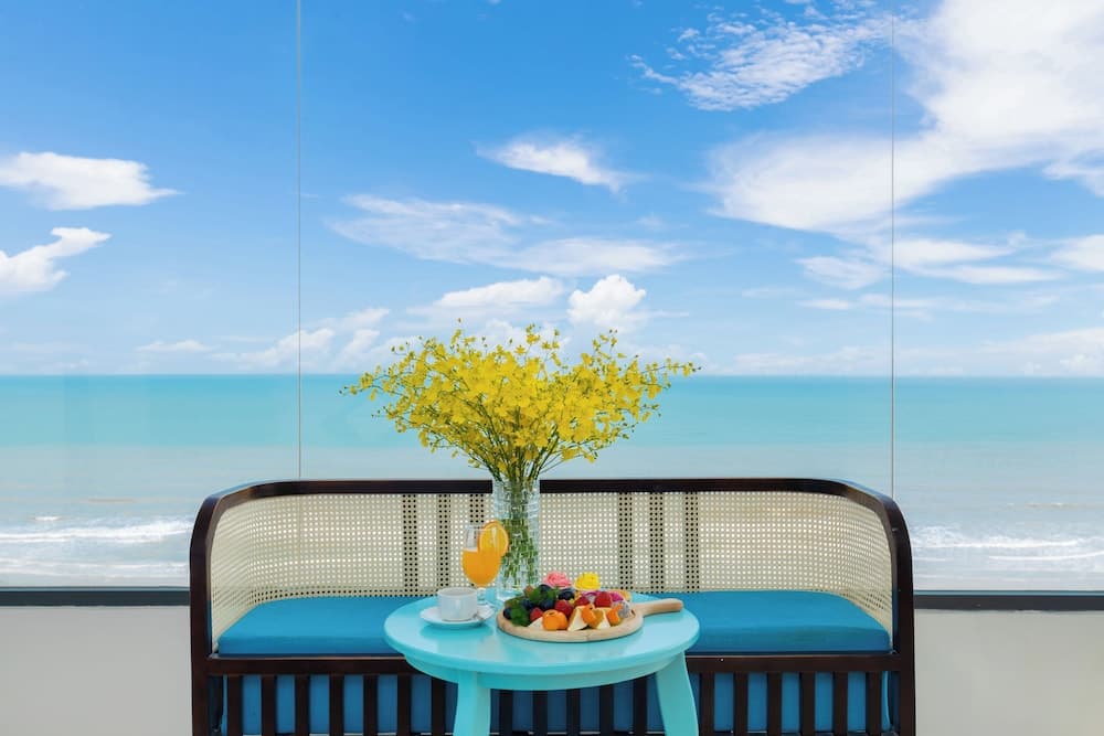 Annata Beach Hotel