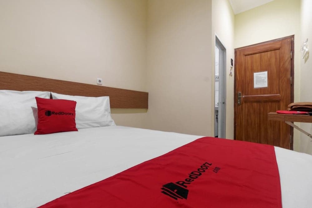 RedDoorz @ Jalan Jenderal Sudirman Palembang 2
