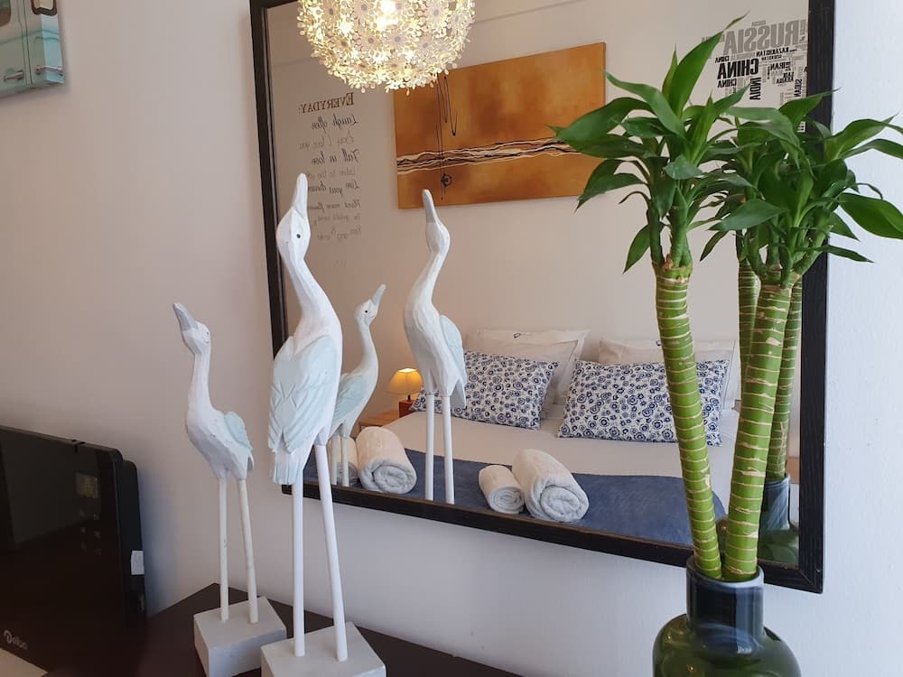 Caparica Cliff View by Host-Point