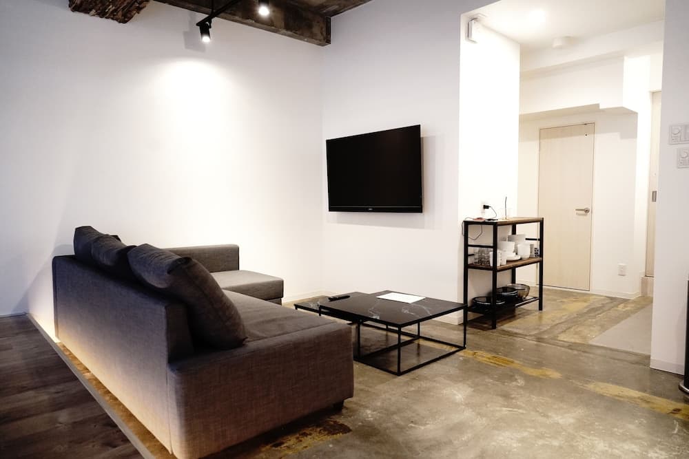 The Gate Casa Familiar