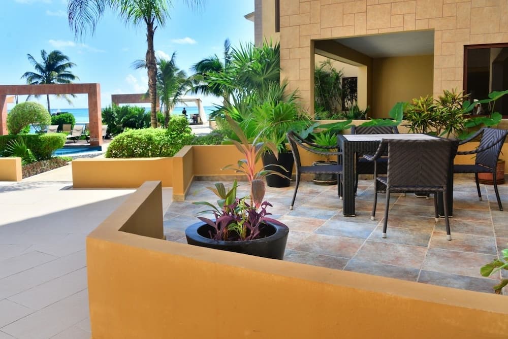 El Faro Condos by Your Best Getaway