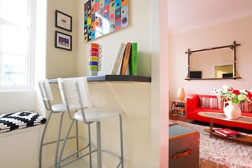 JOIVY Bright New Town 2 bed Apt - 5 Mins to Princes St