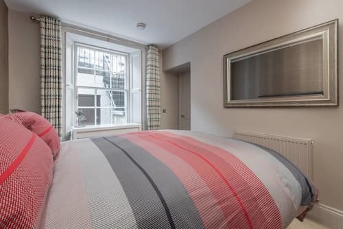 JOIVY Super Central Luxury Edinburgh Apartment