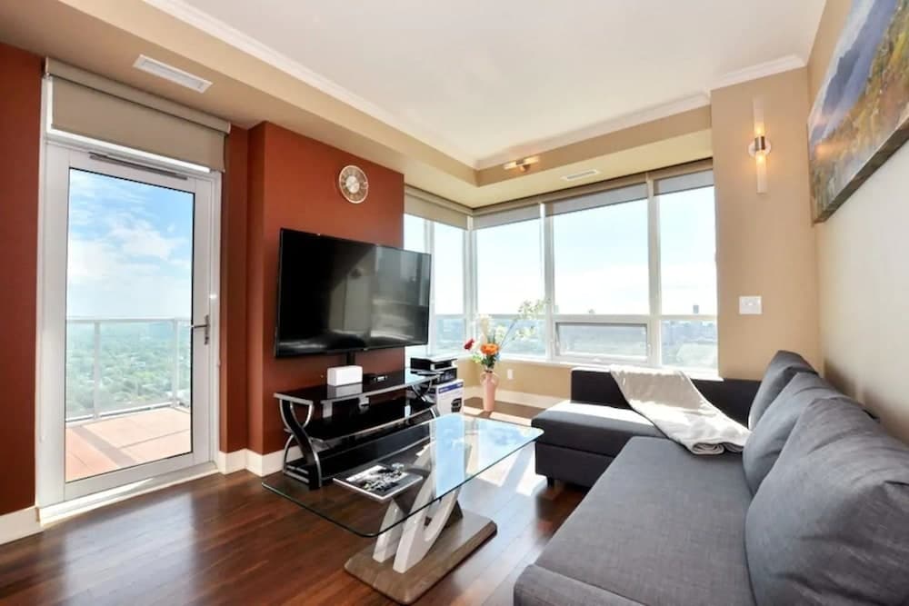 Condos with Parking & Gorgeous View