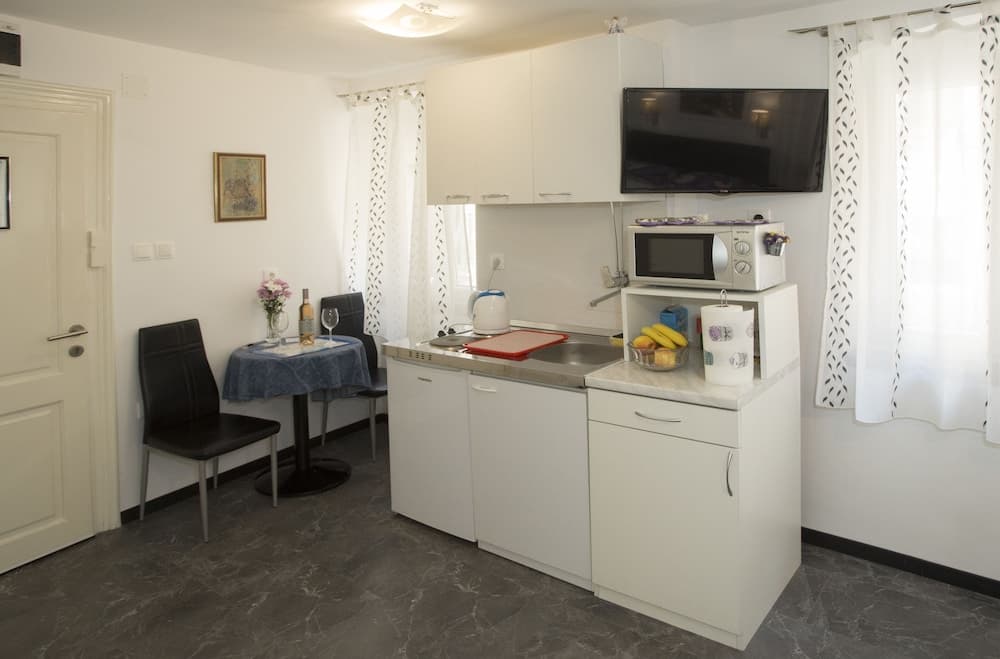 Özel küçük mutfak