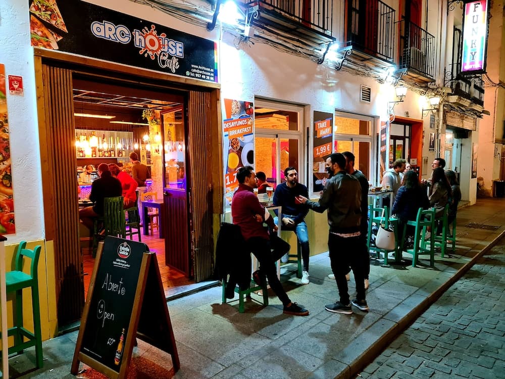 Arc House Ribera - Hostel