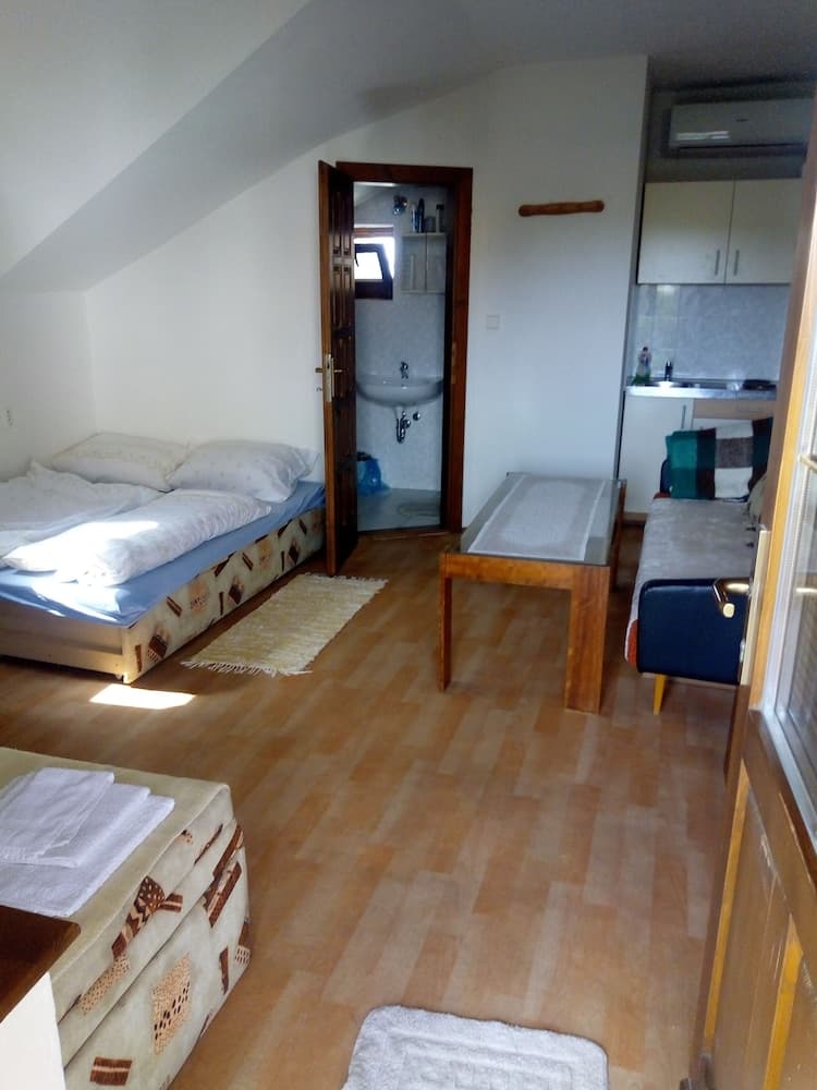 Monika apartman