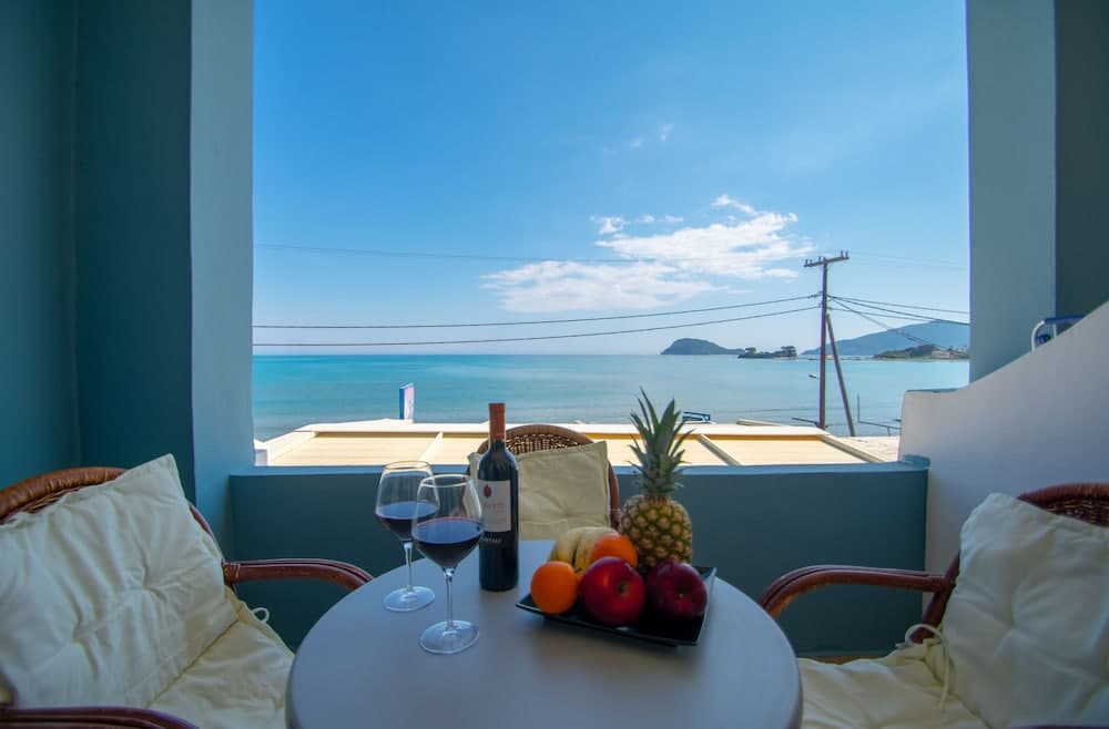 Aktypis Deluxe Studios