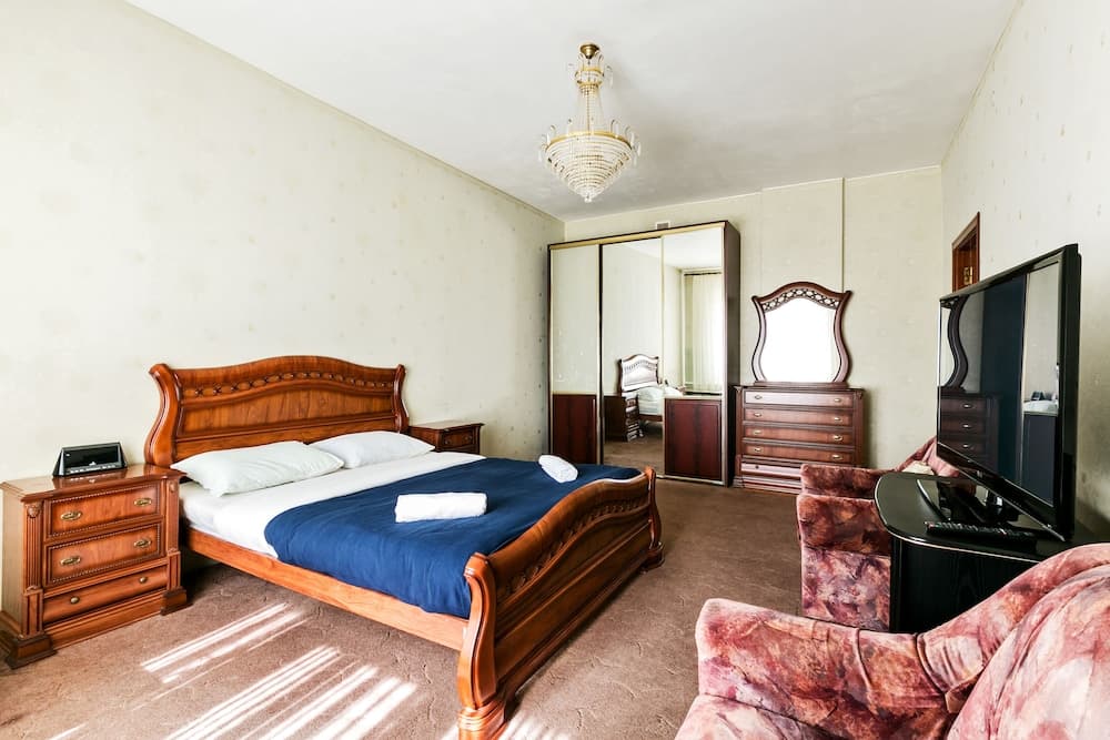 MaxRealty24 Universitet