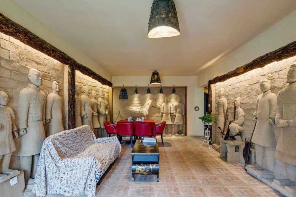 Xi'An Warriors Apartment