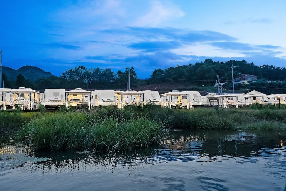 Poseidon Caravan - Campsite