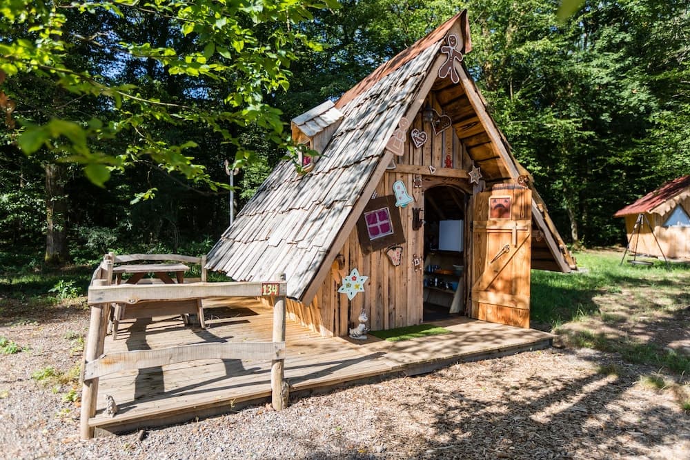 Camping Les Castors - Cabanes Insolites