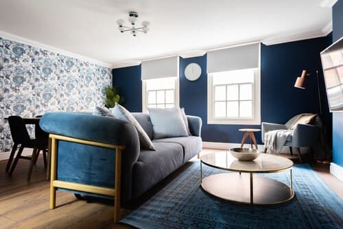 The Old Station House - Stylish & Central 2bdr Apartment