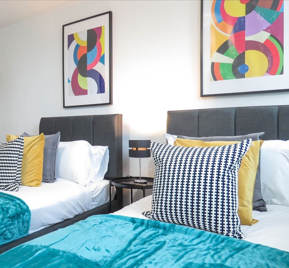 Tudors eSuites Birmingham City Centre Apartments near Gas Street Basin