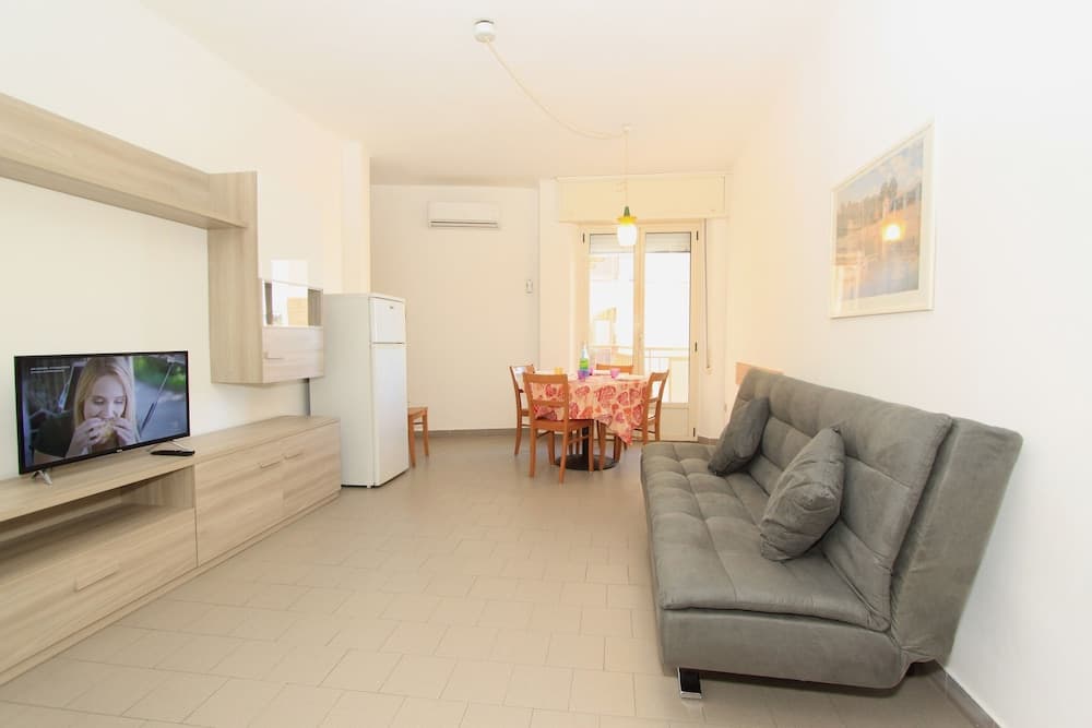 Stella Apartments