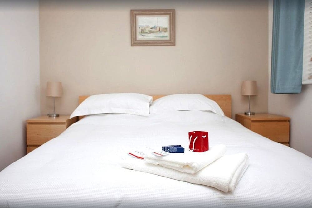 Fabulous House Very Near Charlestown Harbour