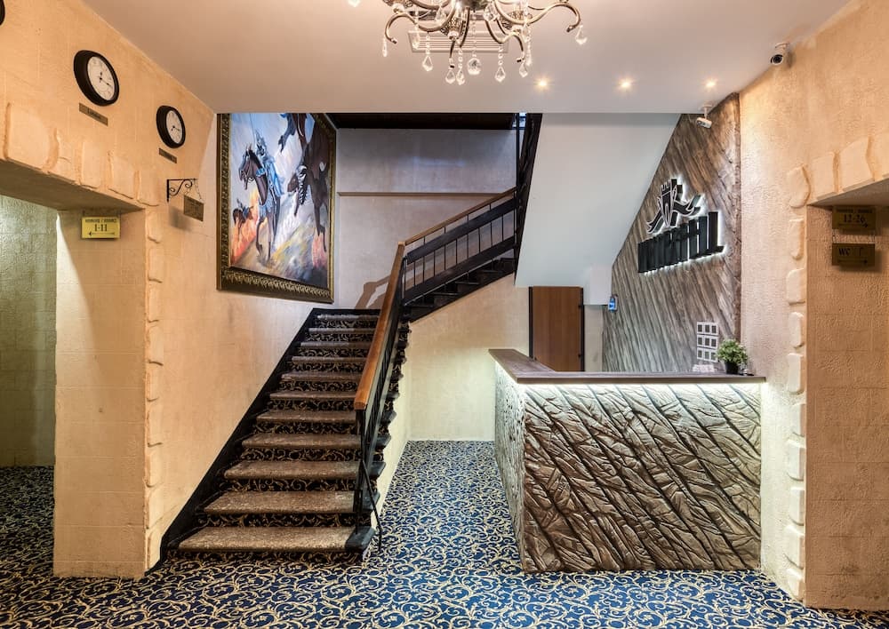 Winterfell Kurskaya Station