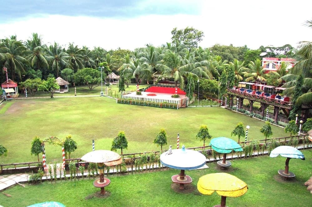 Palm Village Resort