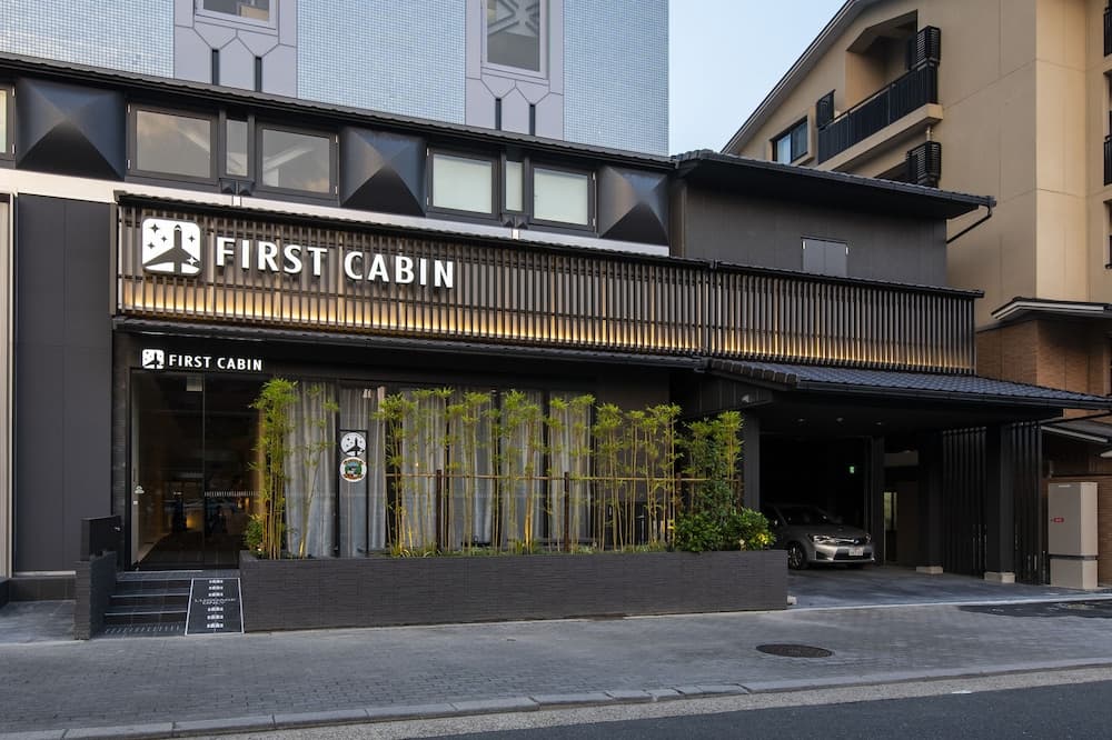First Cabin Kyoto Nijojo