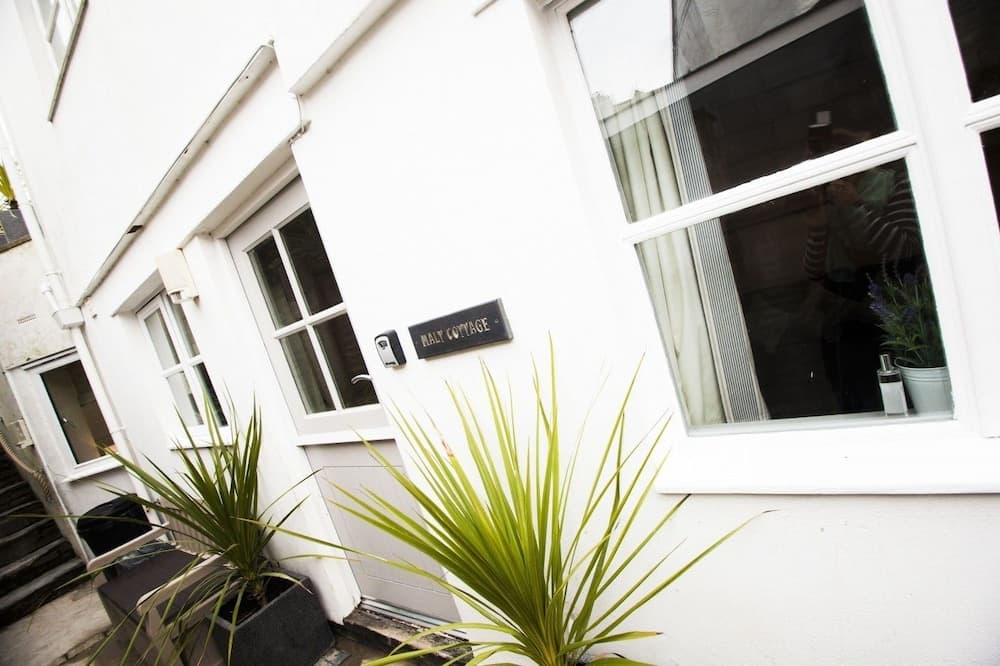 Konaklama yerinin ön cephesi