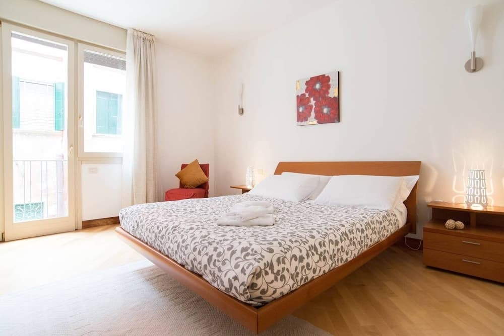 Grimaldi Apartments - Principe