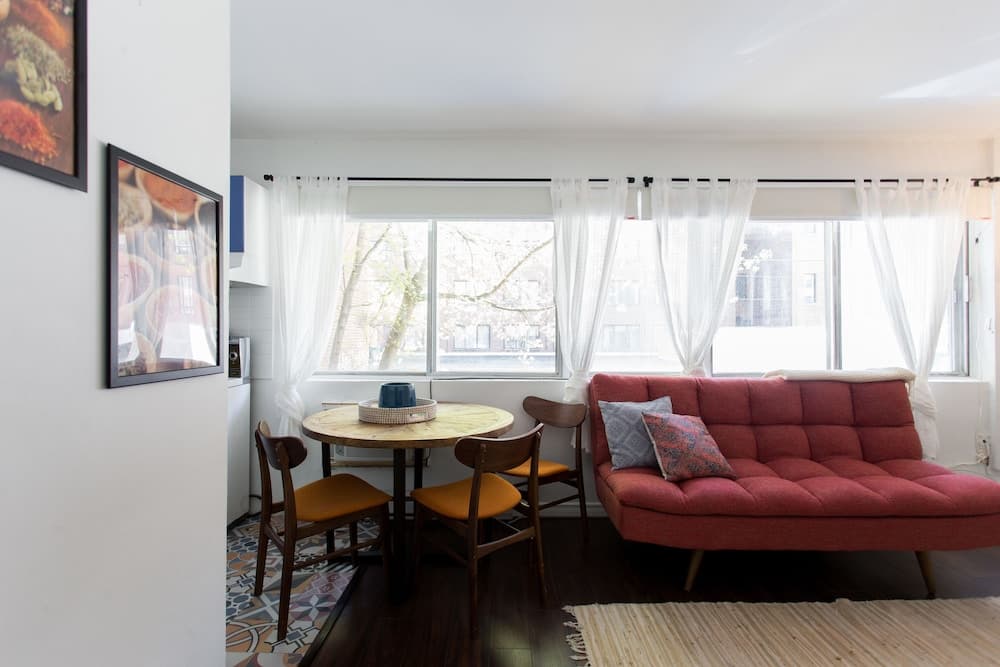 The Hutchinson Suites