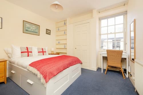 JOIVY Thistle Street - Heart of the City 2-bedroom Apt
