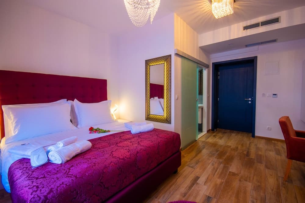 Center Luxury Rooms 2