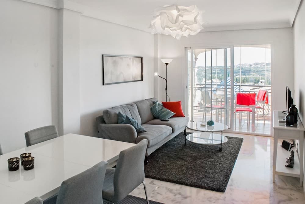 107305 - Apartment in Mijas