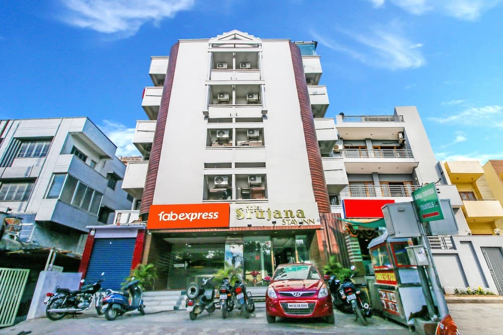 FabHotel Srujana Inn